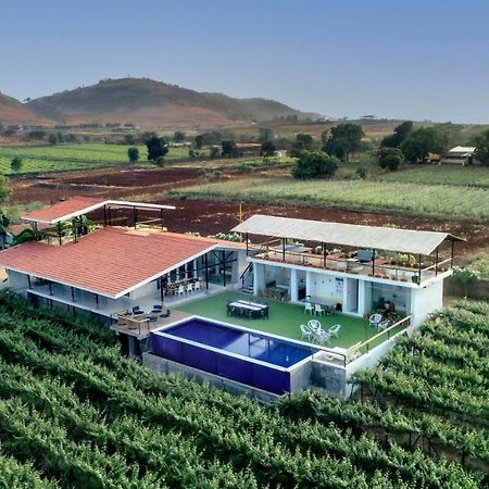 Saffronstays Onellaa, Nashik - Infinity Pool Villa Surrounded By A Vineyard Exterior foto
