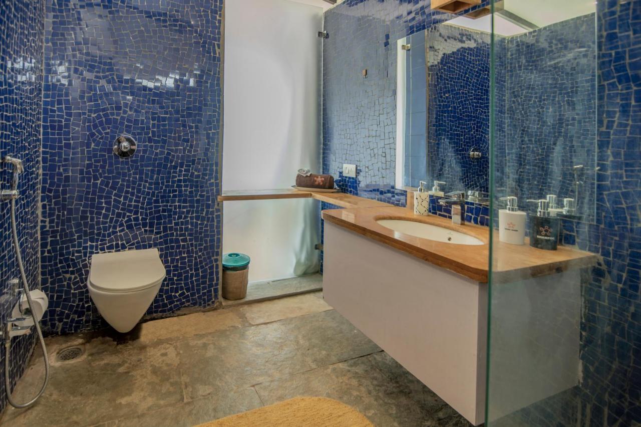 Saffronstays Onellaa, Nashik - Infinity Pool Villa Surrounded By A Vineyard Exterior foto